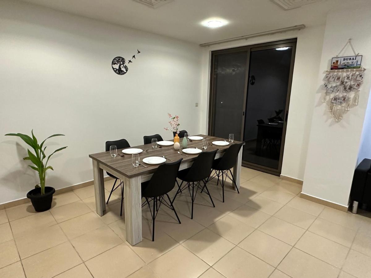 Moonlight Hostel Jbr - 2Min Walk To Jbr Beach - Gym - 2Min Metro Station - Poll Dubai Buitenkant foto