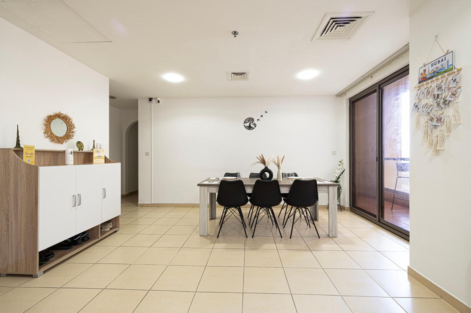 Moonlight Hostel Jbr - 2Min Walk To Jbr Beach - Gym - 2Min Metro Station - Poll Dubai Buitenkant foto